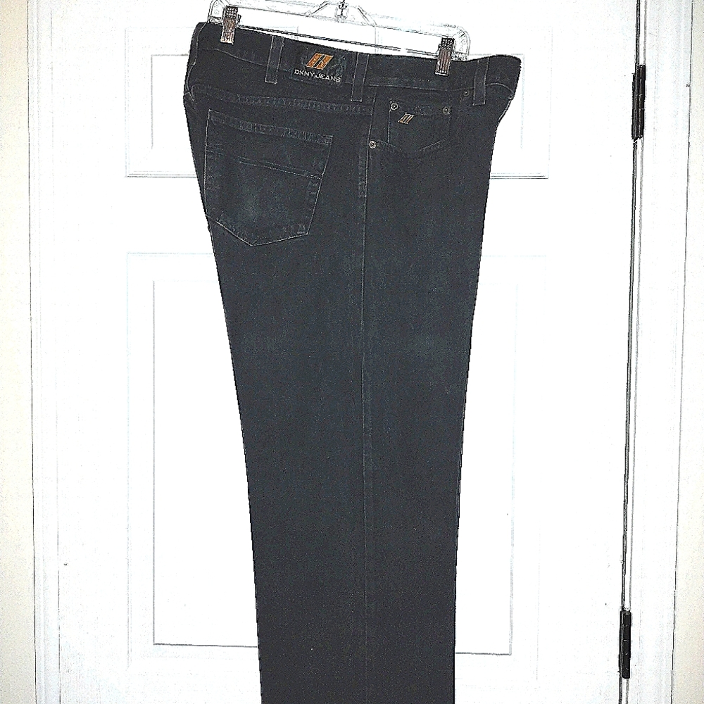 Size 38  black Dkyn jean